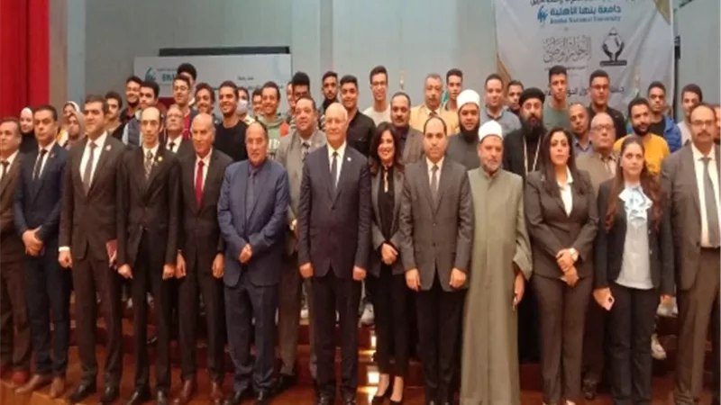 رئيس جامعة بنها: الدولة المصرية جادة في الاستماع الى أراء المواطنين