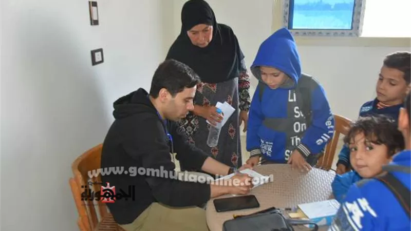 ٢٨٦ مستفيد من قافلة جامعة السادات الطبية بعزبة العناني بمنوف