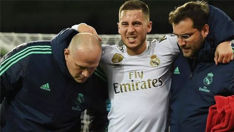 ريال مدريد يسعى للتخلص من هازارد.. واللاعب يرفض