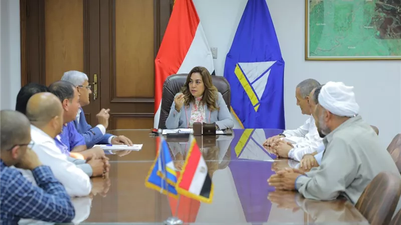 محافظ دمياط: توفير السلع الأساسية للمواطنين بأسعار مخفضة
