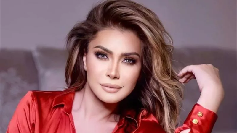 اطلالة رقيقة لـ نوال الزغبى تخطف الانظار