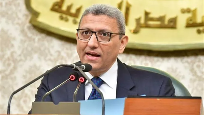 وكيل أول النواب : مبادرة الرئيس السيسى لإنهاء الحرب الروسية تاريخية