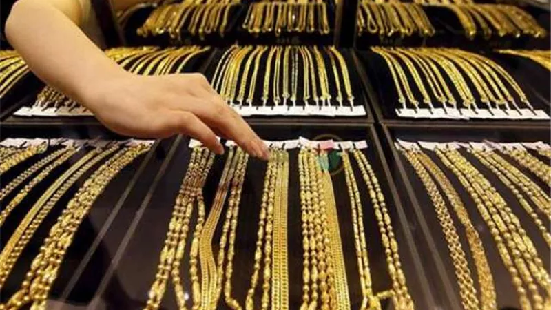 استقرار أسعار الذهب خلال التعاملات الصباحية.