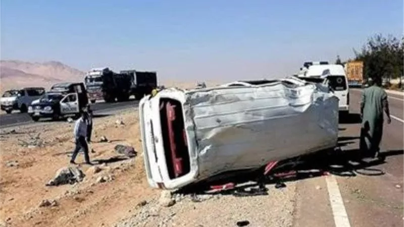 إصابة 5 فى إنقلاب سيارة ميكروباص بالقرب من مركز ابوقرقاص