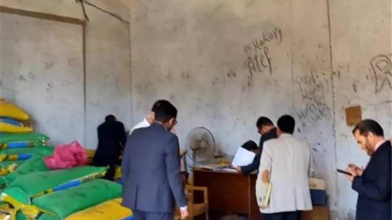 محافظ المنيا يتابع جهود الوحدات المحلية في الرقابة على الاسواق