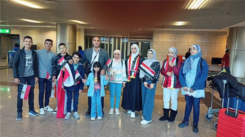 طلاب مصر يشاركون في مسابقة تحدي القراءة العربي بدبي