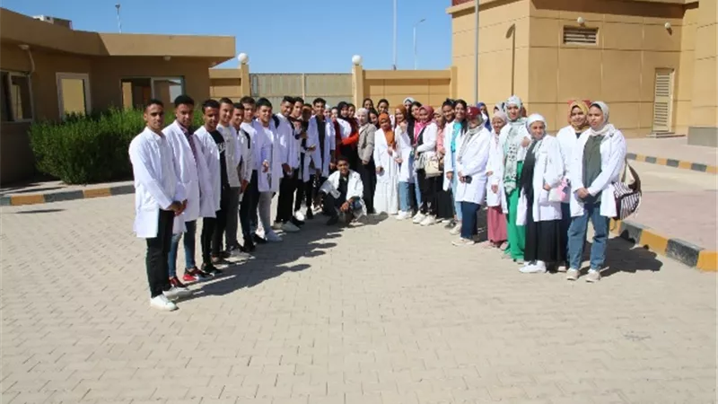 رئيس جامعة الأقصر يشهد حفل استقبال طلاب كلية الطب للعام 2022-2023