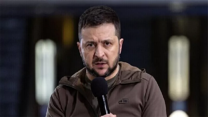 زيلينسكي يدعو الأمريكيين للتماسك حتى إعادة السلام إلى أوكرانيا