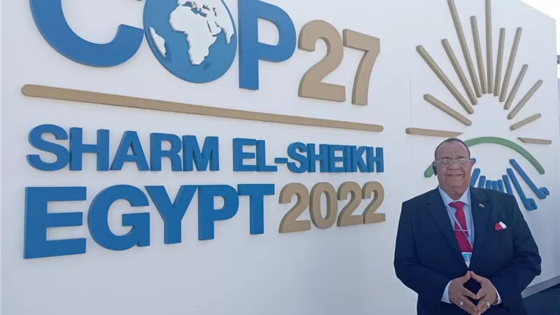 رئيس جامعة الأقصر يشارك فى جلسات قمة المناخ بشرم الشيخ