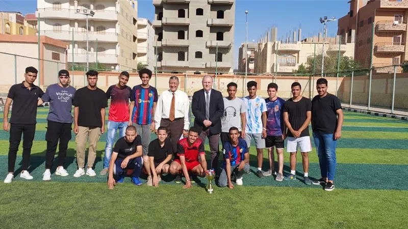 رئيس جامعة بنى سويف التكنولوجية يشهد نهائي دورى الجامعة لكرة القدم