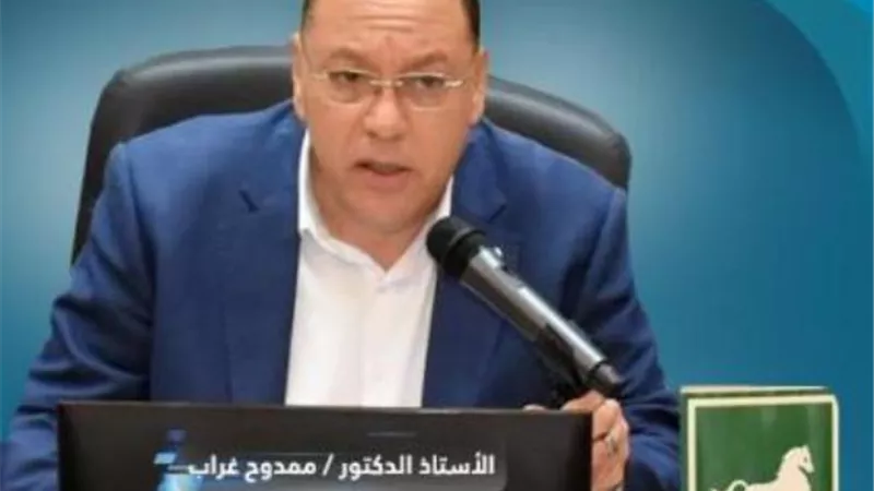 محافظ الشرقية ينعى شهيد الواجب والعلم معلم المواد التجارية