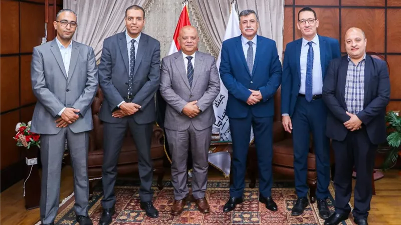 برتوكول تعاون بين هيئة البترول وميناء دمياط لإستيراد البوتوجاز