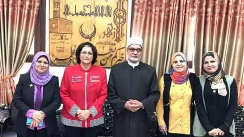 وفد من وحدة حقوق الإنسان بالمنيا في زيارة لفضيلة الدكتور وكيل وزارة