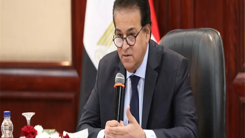 وزير الصحة يحسم الجدل بشأن وجود حالات مصابة بمرض الكوليرا فى مصر