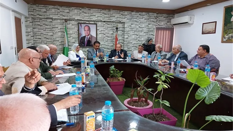 سلومة: تقييم آداء قيادات المدارس بالجيزة.. واستبعاد المقصرين فورا