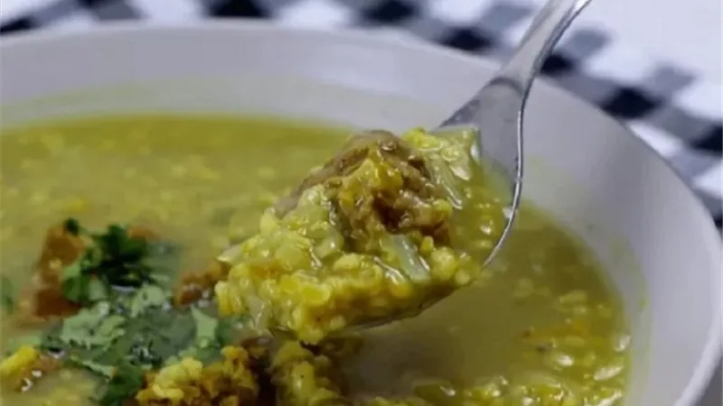 طريقة عمل شوربة الفريكة باللحمة