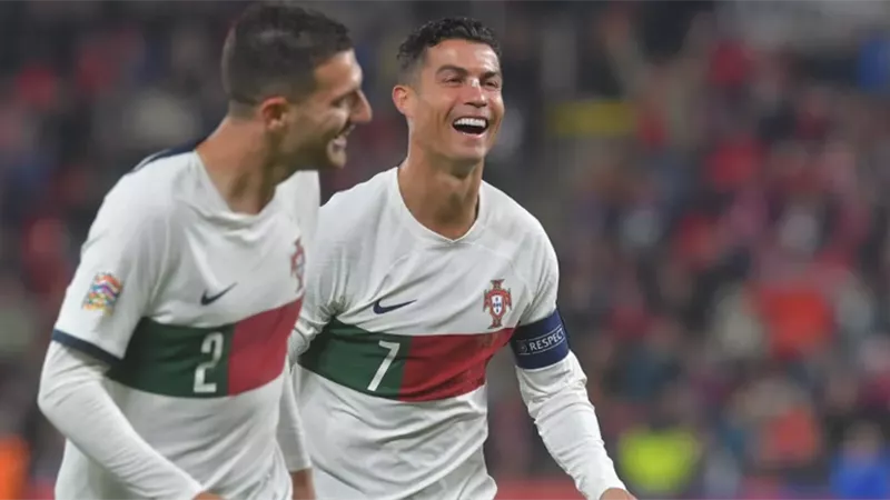 مونديال 2022.. فرناندو سانتوس يكشف تشكيلة البرتغال