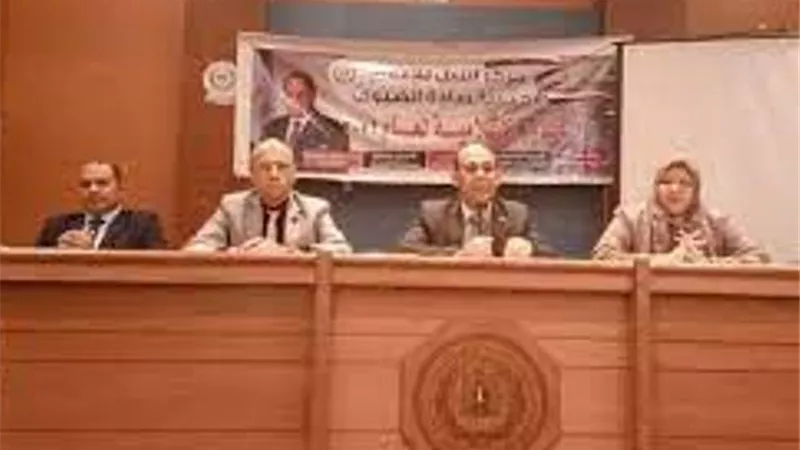خشانة يلتقي طلاب وطالبات إعلام السويس بمركز النيل للإعلام