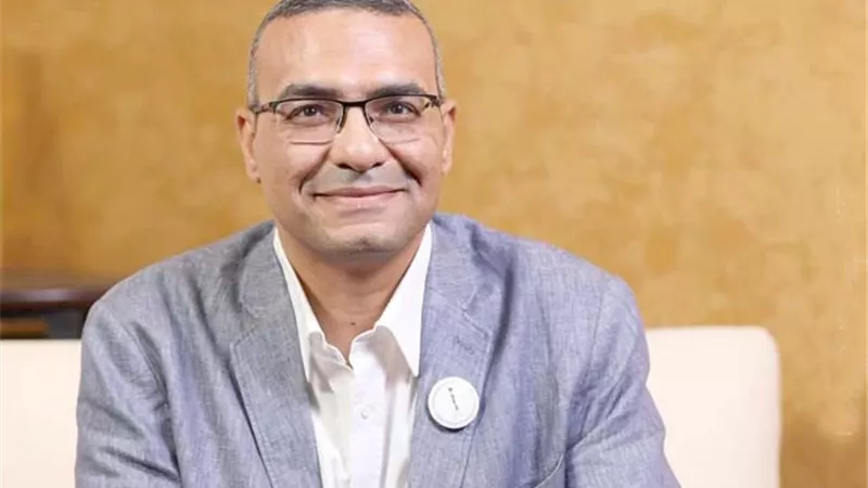 الأزمات تحاصر 