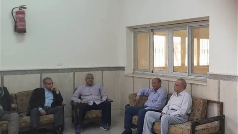 رئيس جامعة جنوب الوادي يتفقد المدن الجامعية للطلاب