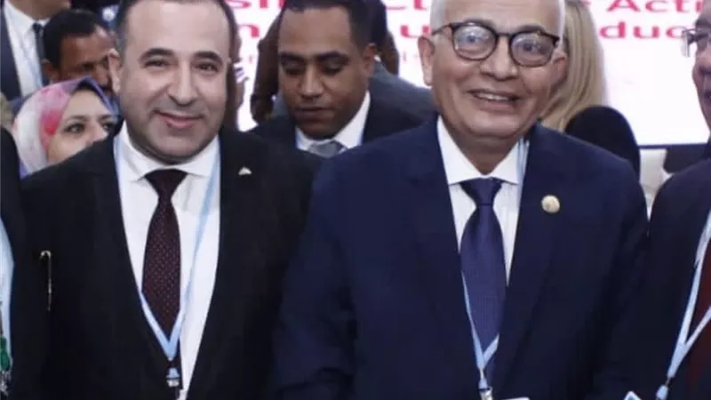 النائب أحمد بدوي يشارك في جلسة التحول الرقمي بـ 