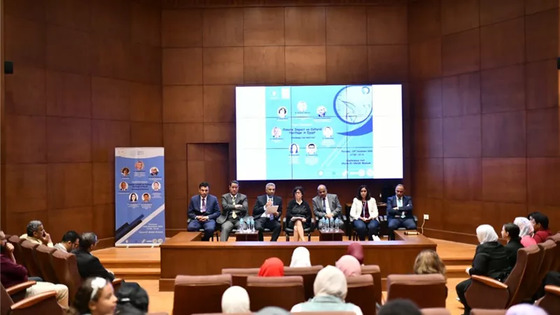 تنظيم جلسة بعنوان تأثير المناخ على التراث الثقافي في مصر بشرم الشيخ