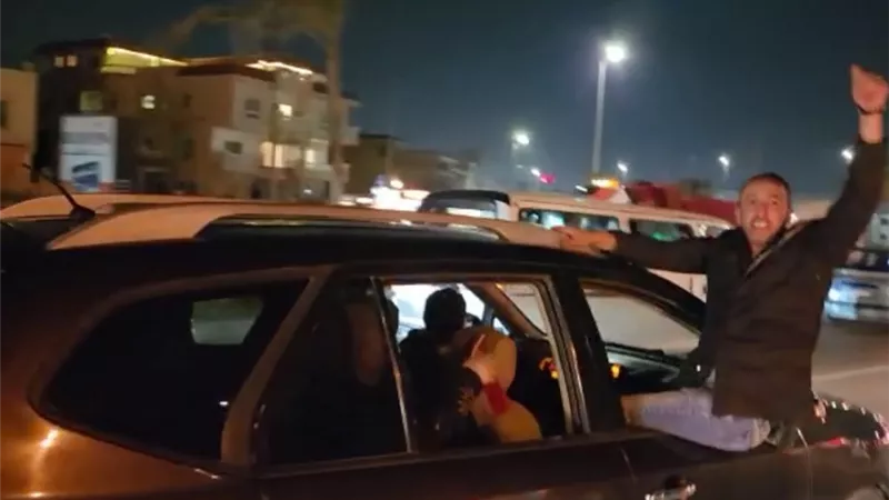 شاهد.. مسيرات بالأعلام بعد فشل دعوات الفوضى