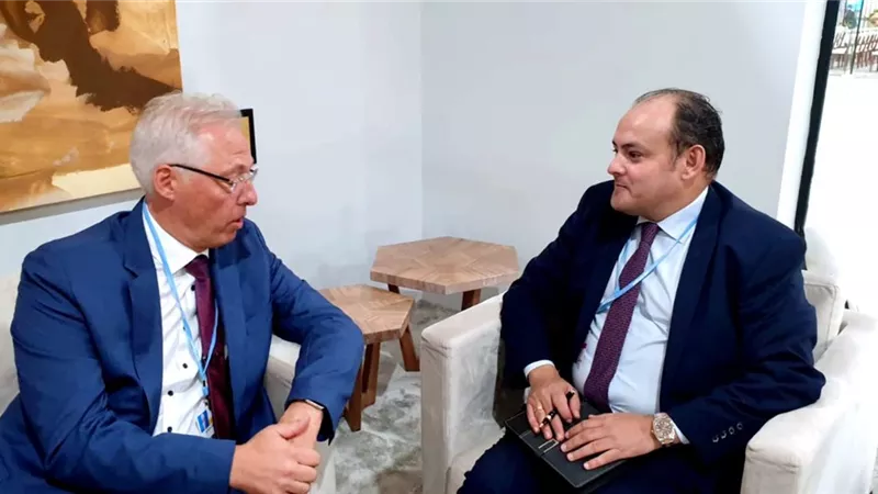 وزير الصناعة يبحث مع «تيسين الألمانية» التوسع بالسوق المصري