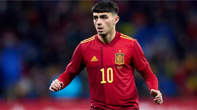 لاعب إسبانيا : أتمنى أن تفوز الأرجنتين بكأس العالم