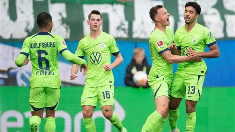 مرموش أساسيا فى تشكيل فولفسبورج لمواجهة هوفنهايم بالدوري الألماني