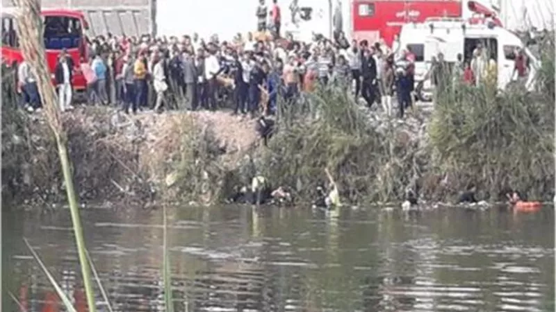 وزيرة التضامن تعلن رفع تعويضات ضحايا حادث انقلاب أتوبيس ترعة المنصورية لـ ١٠٠ ألف جنيه