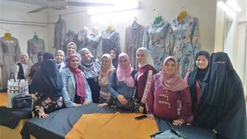 انتهاء دورة تدريبية على مهنة التفصيل والخياطة بالغربية