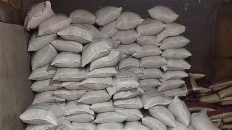 ضبط20طن أرز شعير قبل تهريبه وبيعه بالسوق السوداءبأبوحماد