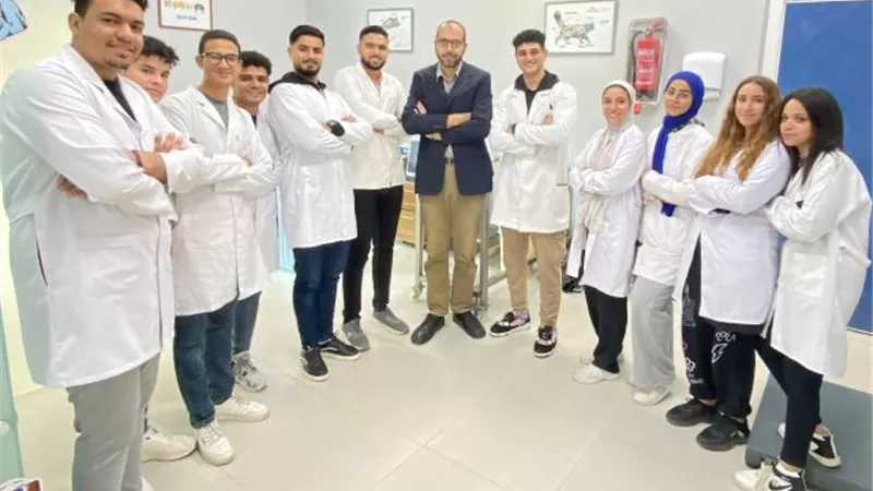 الطب البيطرى بجامعة بدر تنظم ورشة عمل للطلاب بمستشفى الحيوانات.. صور