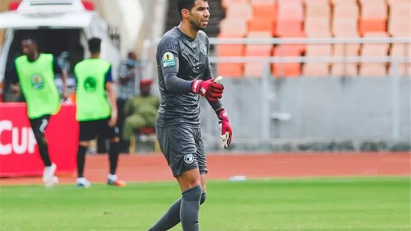 شريف إكرامى يفتح النار على بيراميدز.. ويطالب بتحديد مصيره