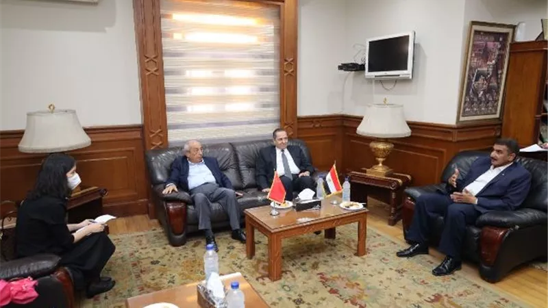 بالصور.. وفد من السفارة الصينية في زيارة لنقابة المهندسين