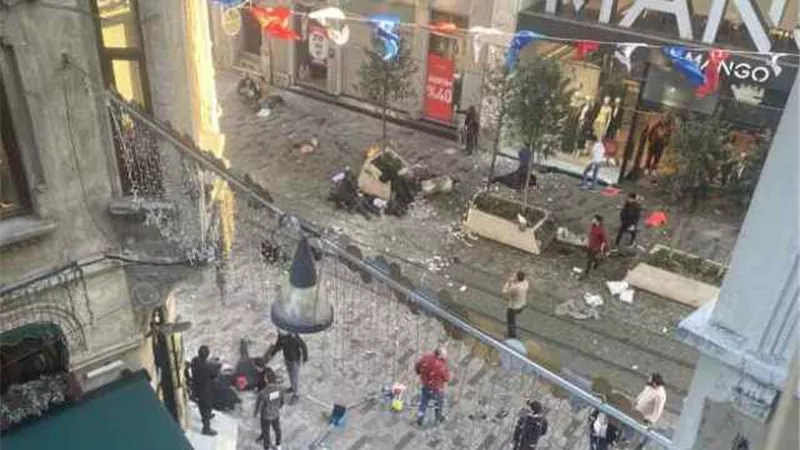 أردوغان: هجوم إسطنبول تم تنفيذه بقنبلة.. و6 قتلى وأكثر من 50 جريحًا
