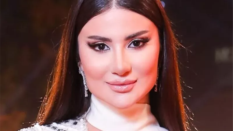 هدى الأتربى تخطف الأنظار فى حفل افتتاح مهرجان القاهرة.. صور