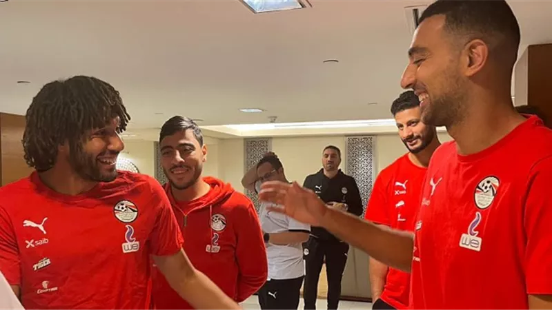 النني و كوكا ينضمان لمعسكر منتخب مصر في الكويت