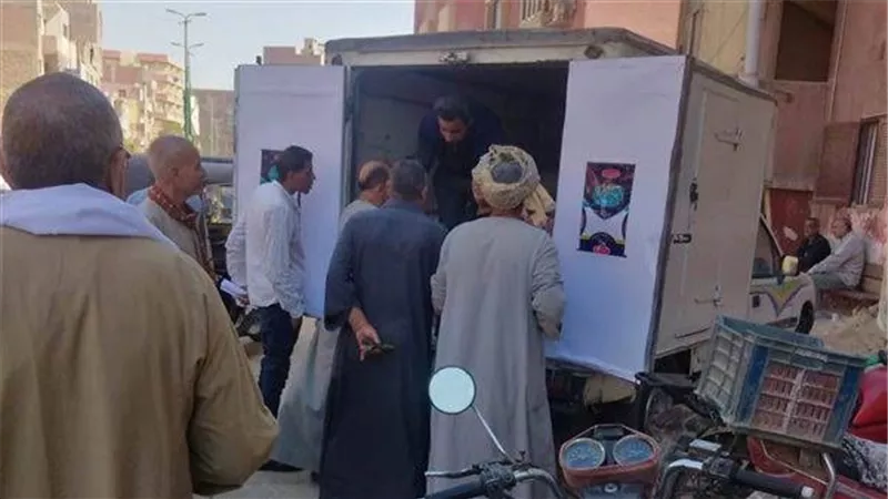 محافظ أسيوط:سيارات متنقلة لبيع السلع الأساسية والغذائية بأسعار مخفضه