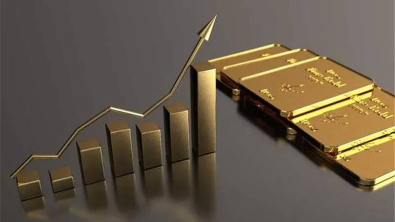 الذهب يسجل أعلى مستوى في 3 أشهر مع تراجع الدولار