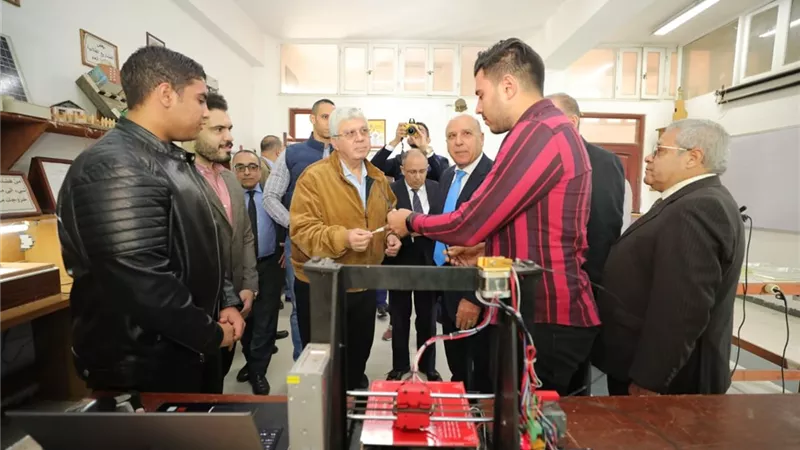 وزير التعليم العالى يتفقد المعهد العالي للهندسة بالمنصورة
