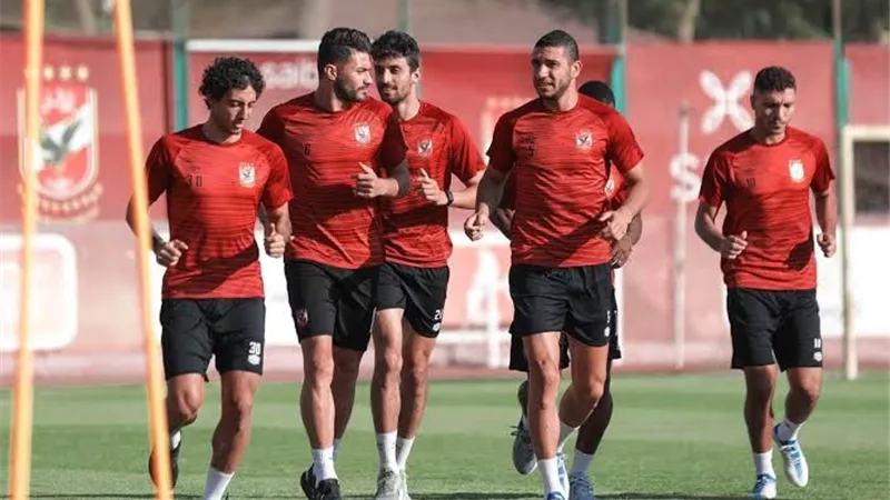 كولر يقرر الاستغناء عن مدافع الأهلي بسبب الشباب
