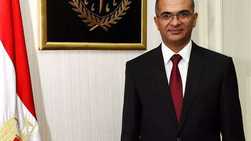 نائب وزير الإسكان يستعرض موقف تحلية المياه في مصر حاليَا ضمن قمة المناخ