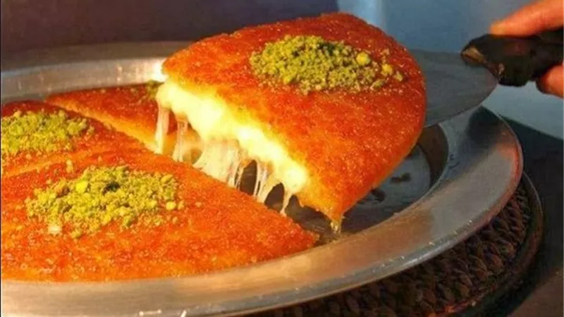 تحضير كنافة خشنة بالجبنة