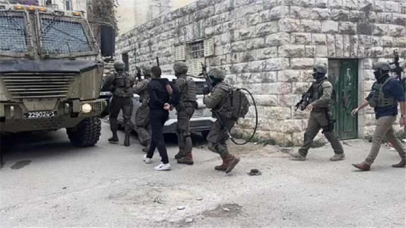 بالفيديو.. القوات الإسرائيلية تقتحم منزل منفذ عملية سلفيت