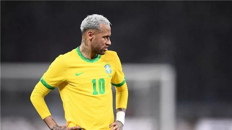 شغب نيمار.. السر وراء استدعاء نجم البرازيل المخضرم للمونديال