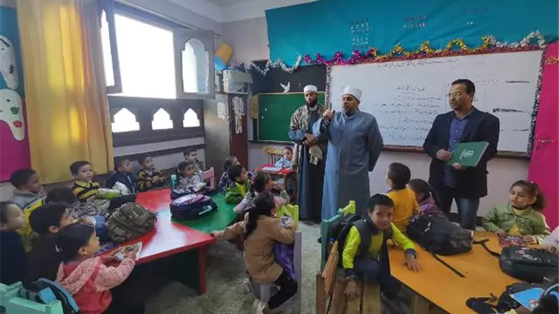 رئيس منطقة الأزهر يطالب بتفعيل حصص المطالعة بالمكتبات