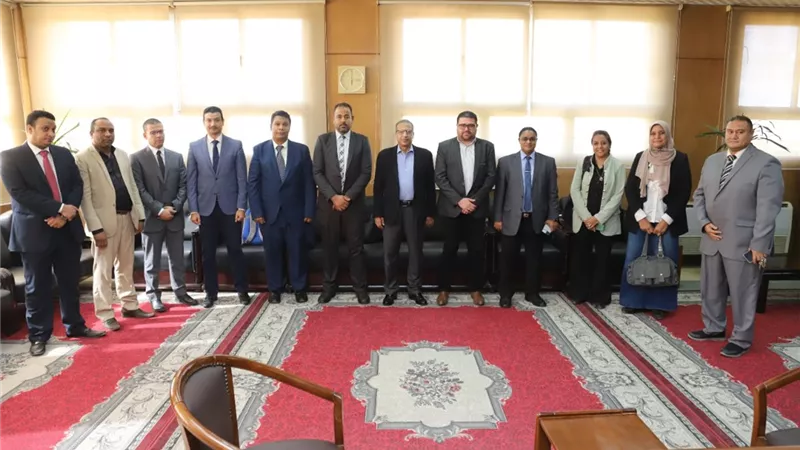فريق المراجعة الخارجية للجهة المانحة لشهادات الأيزو يزور جامعة جنوب