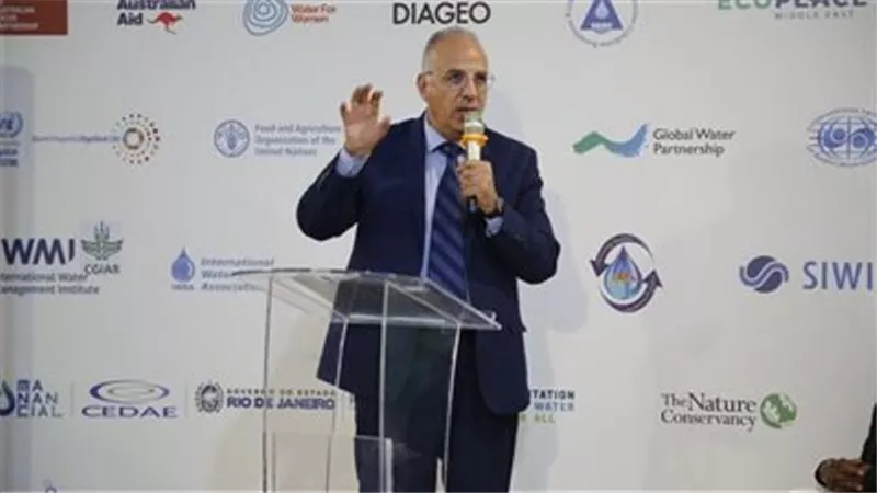 وزير الري يؤكد ضرورة إعطاء الأولوية لقضايا المياه